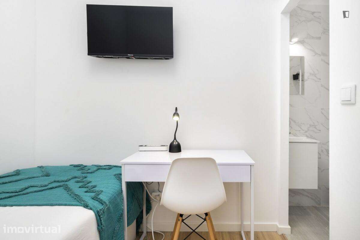 Quarto - localizado em Penha de França Lisbon - Grande imagem: 5/15