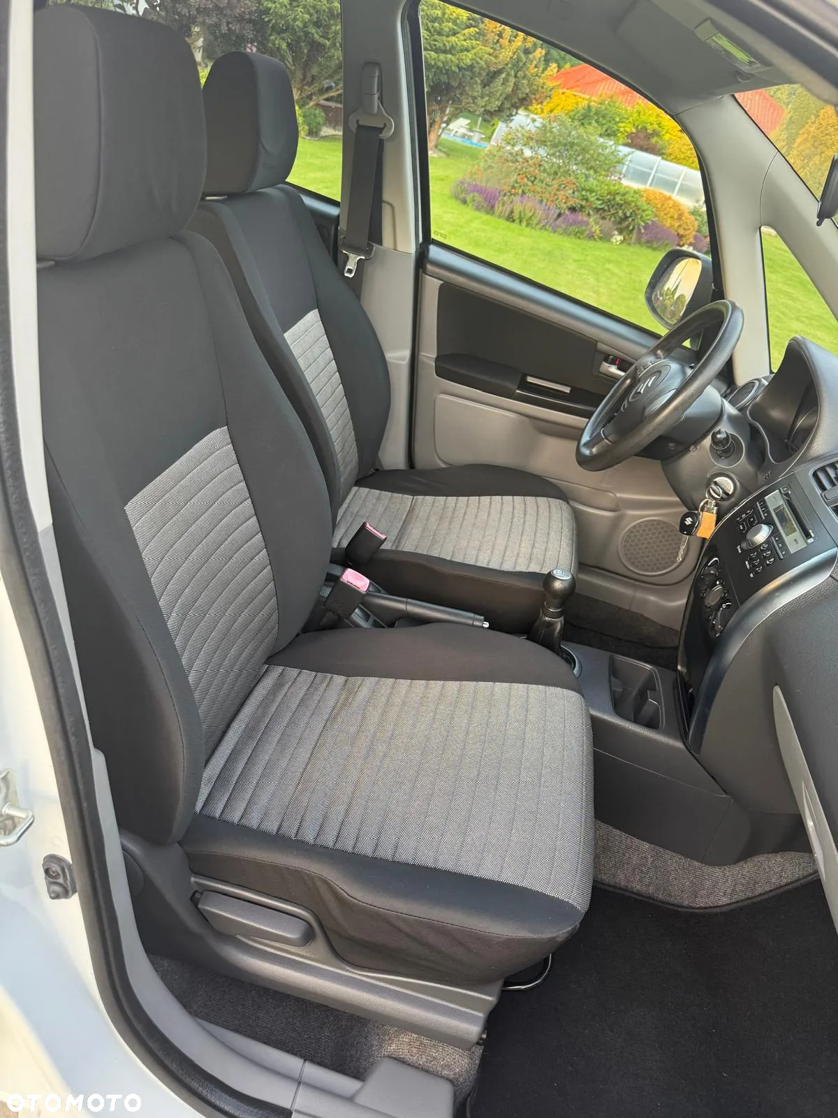 Suzuki SX4 - 10