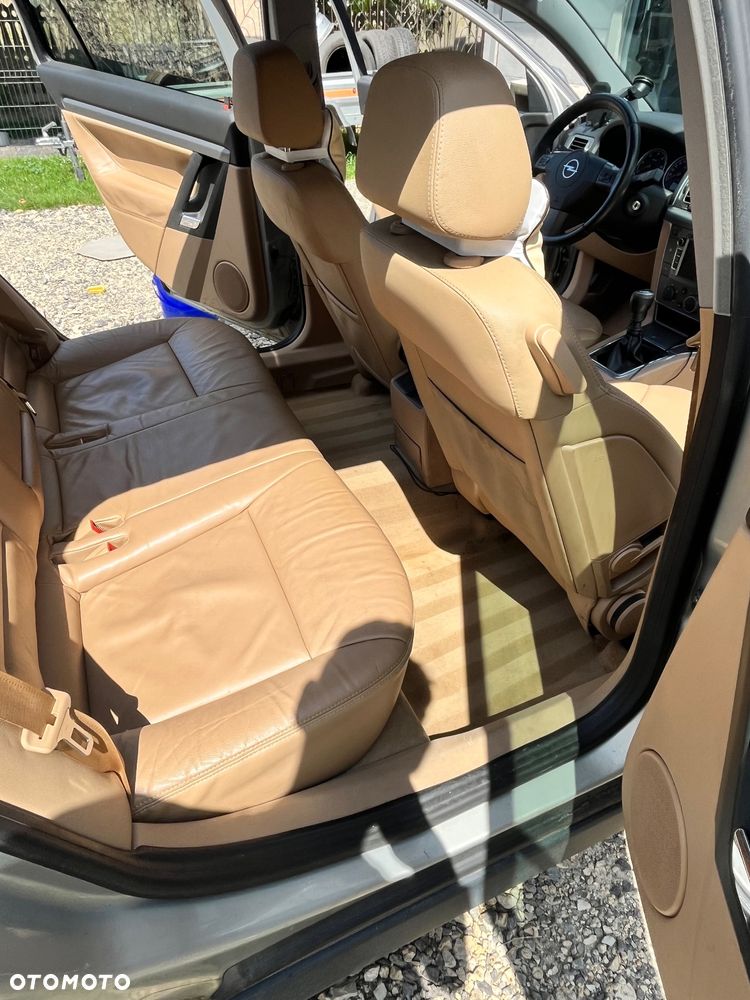 Opel Vectra - 8