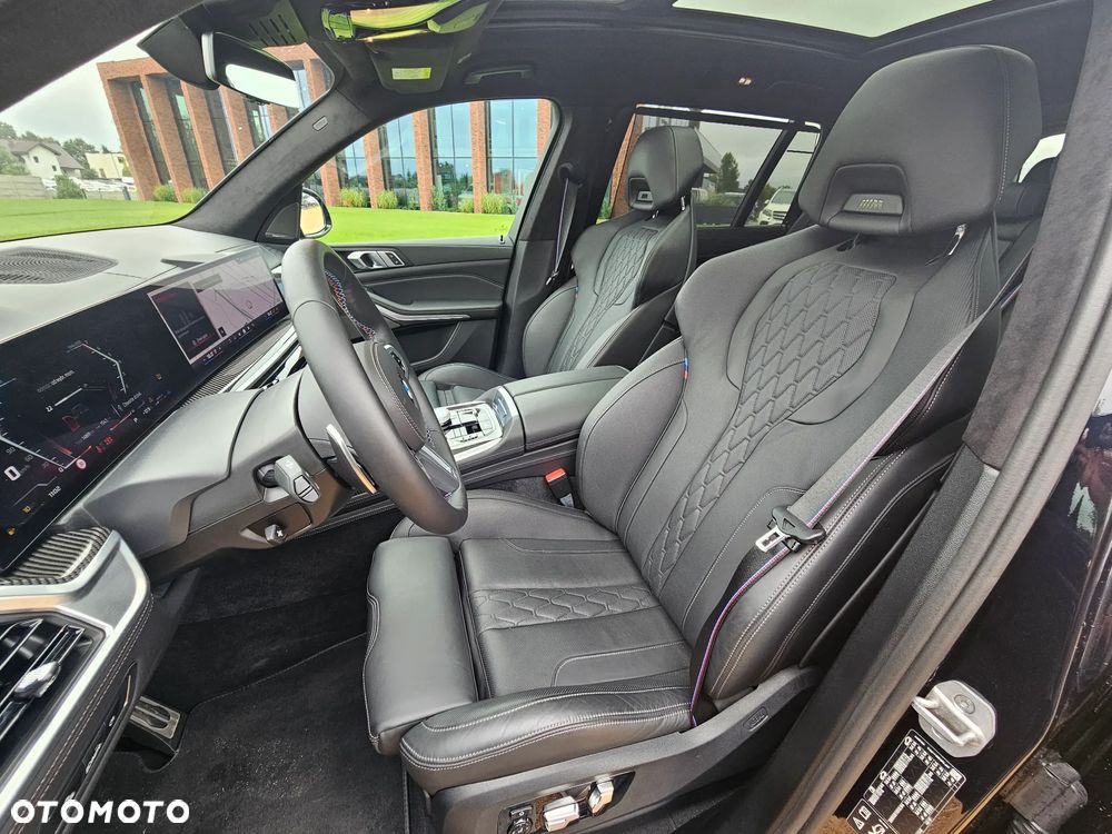 BMW X7 M50i sport - 21