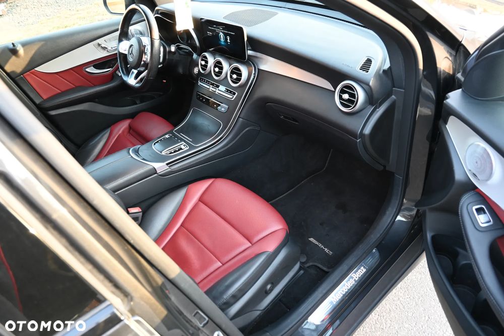 Mercedes-Benz GLC - 17