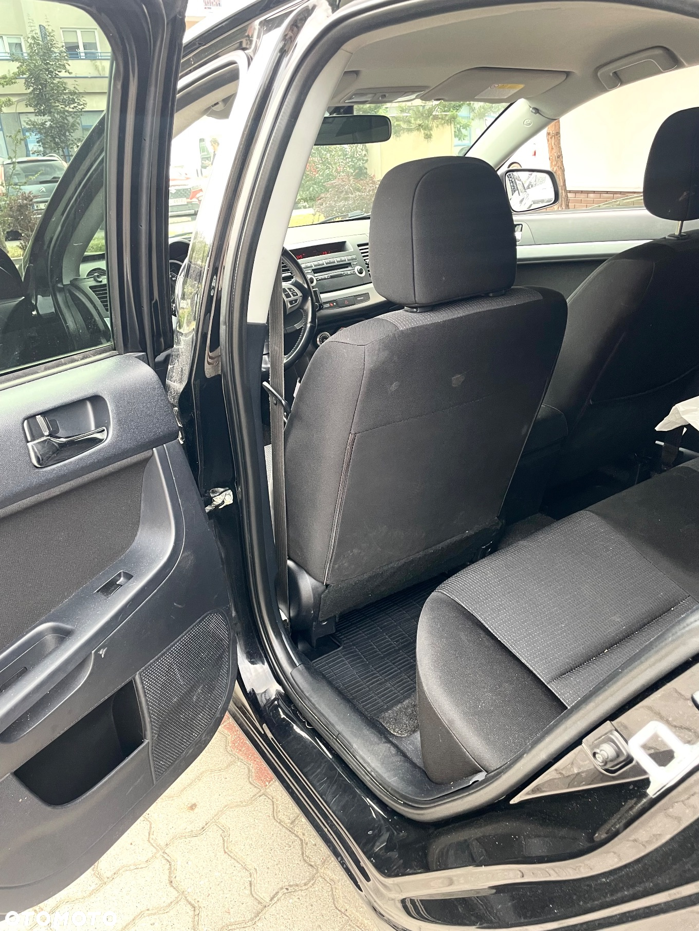 Mitsubishi Lancer 1.8 Intense - 12