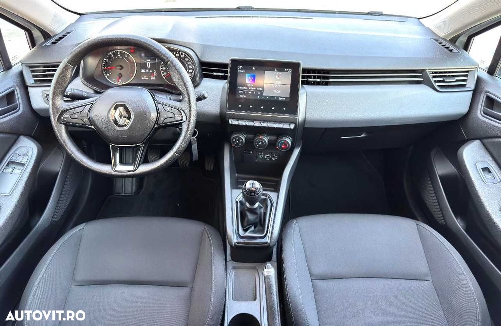 Renault Clio - 22