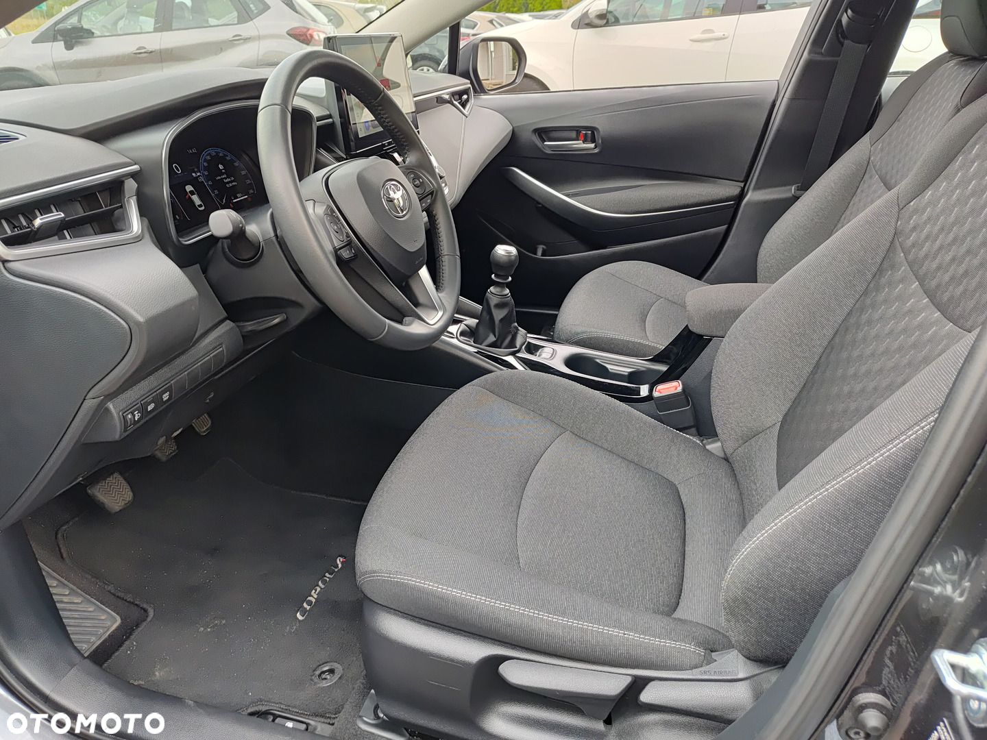 Toyota Corolla - 11