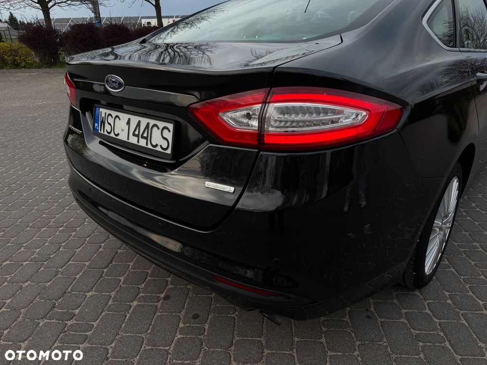 Ford Fusion - 14