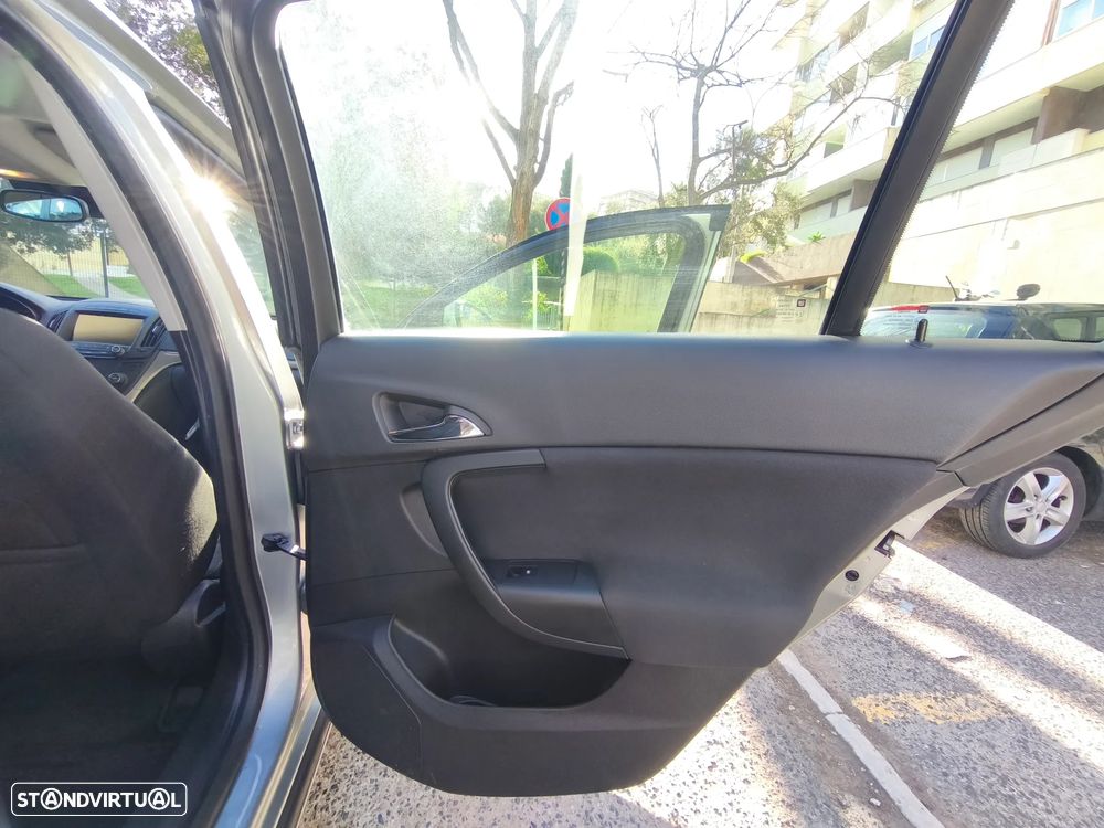 Opel Insignia Sports Tourer 2.0 CDTi Executive S/S - 21