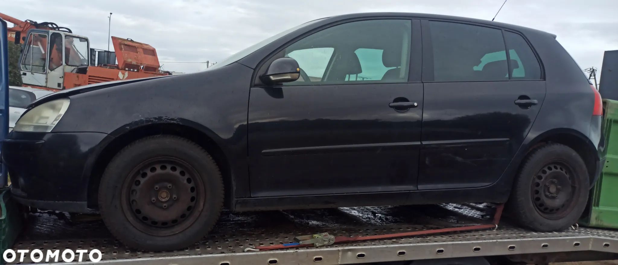 VW GOLF V 1.9TDI 105KM - 1