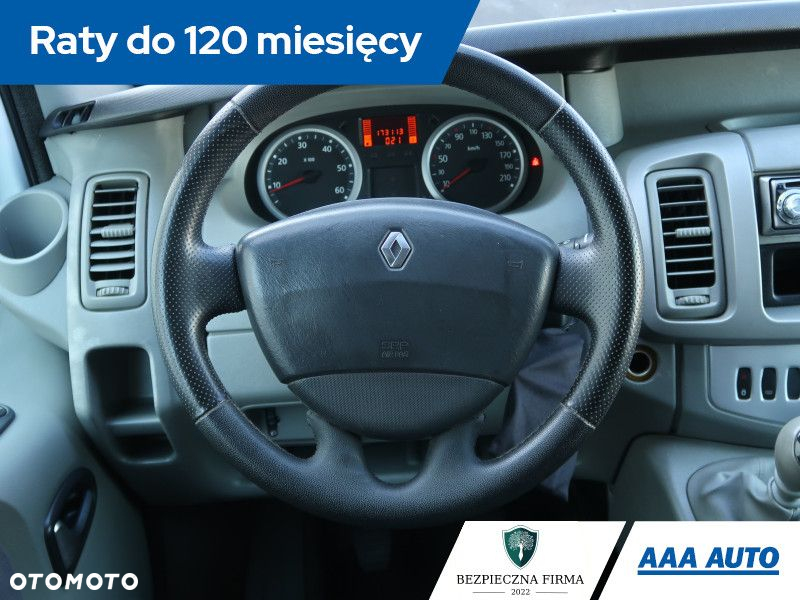 Renault Trafic - 15