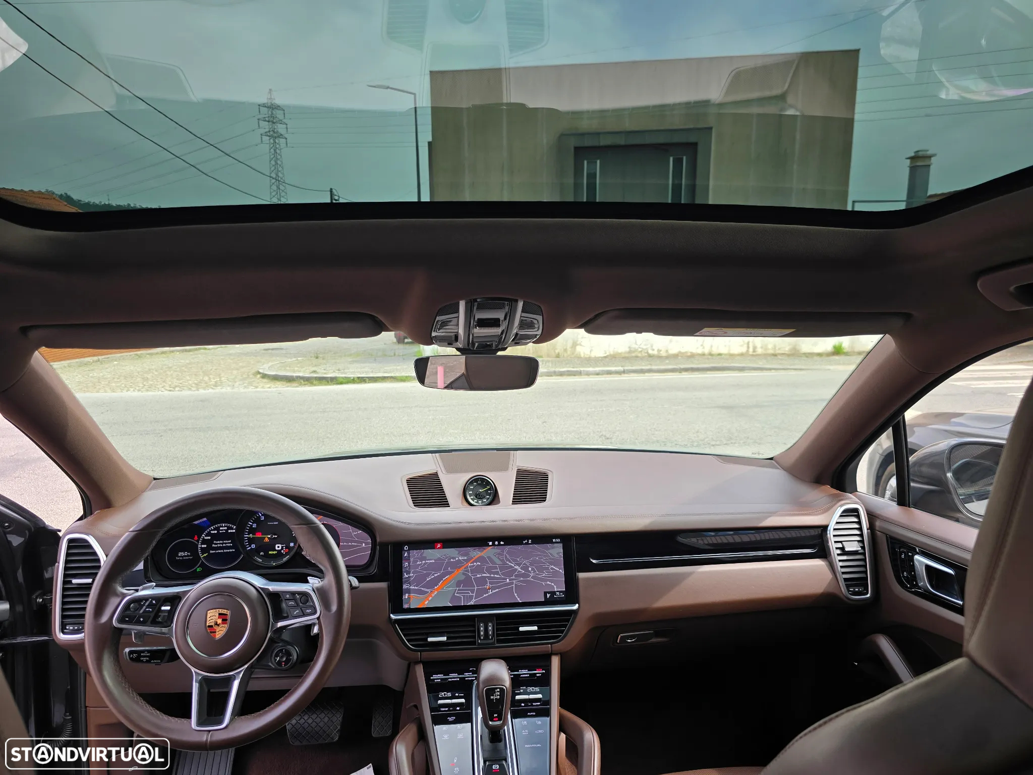 Porsche Cayenne Coupé E-Hybrid - 16