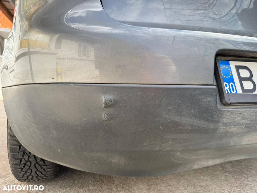 Volkswagen Golf - 21