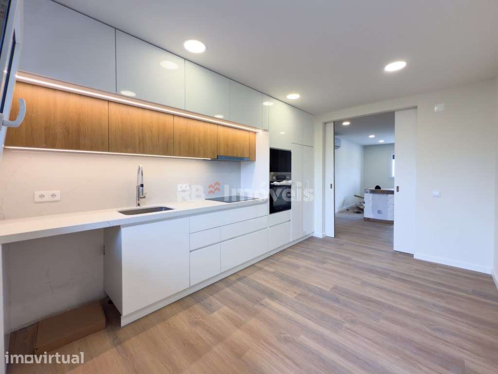 Apartamento Novo T2+3 Duplex, c/3 Varandas e Elevador - Cidade de S... - Grande imagem: 2/40