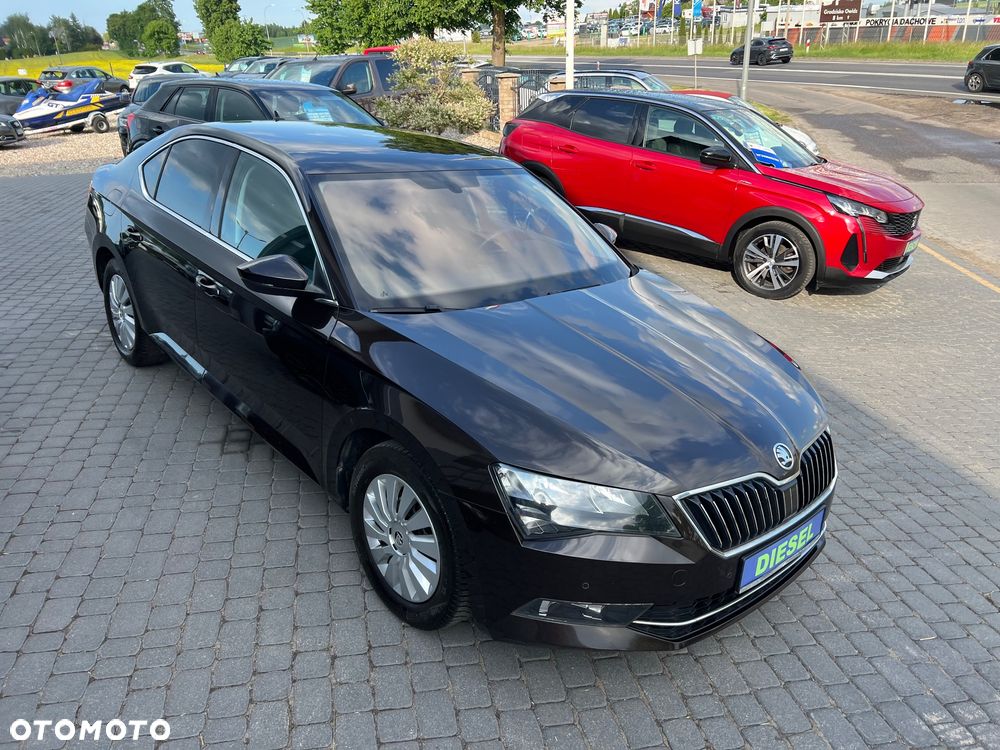 Skoda Superb 1.6 TDI GreenLine - 5