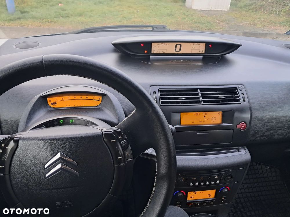 Citroën C4 1.4 16V Magic - 9