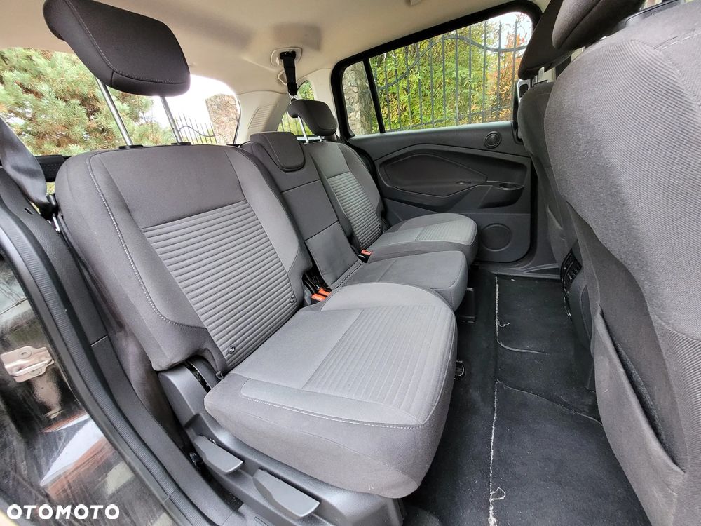 Ford Grand C-MAX - 16