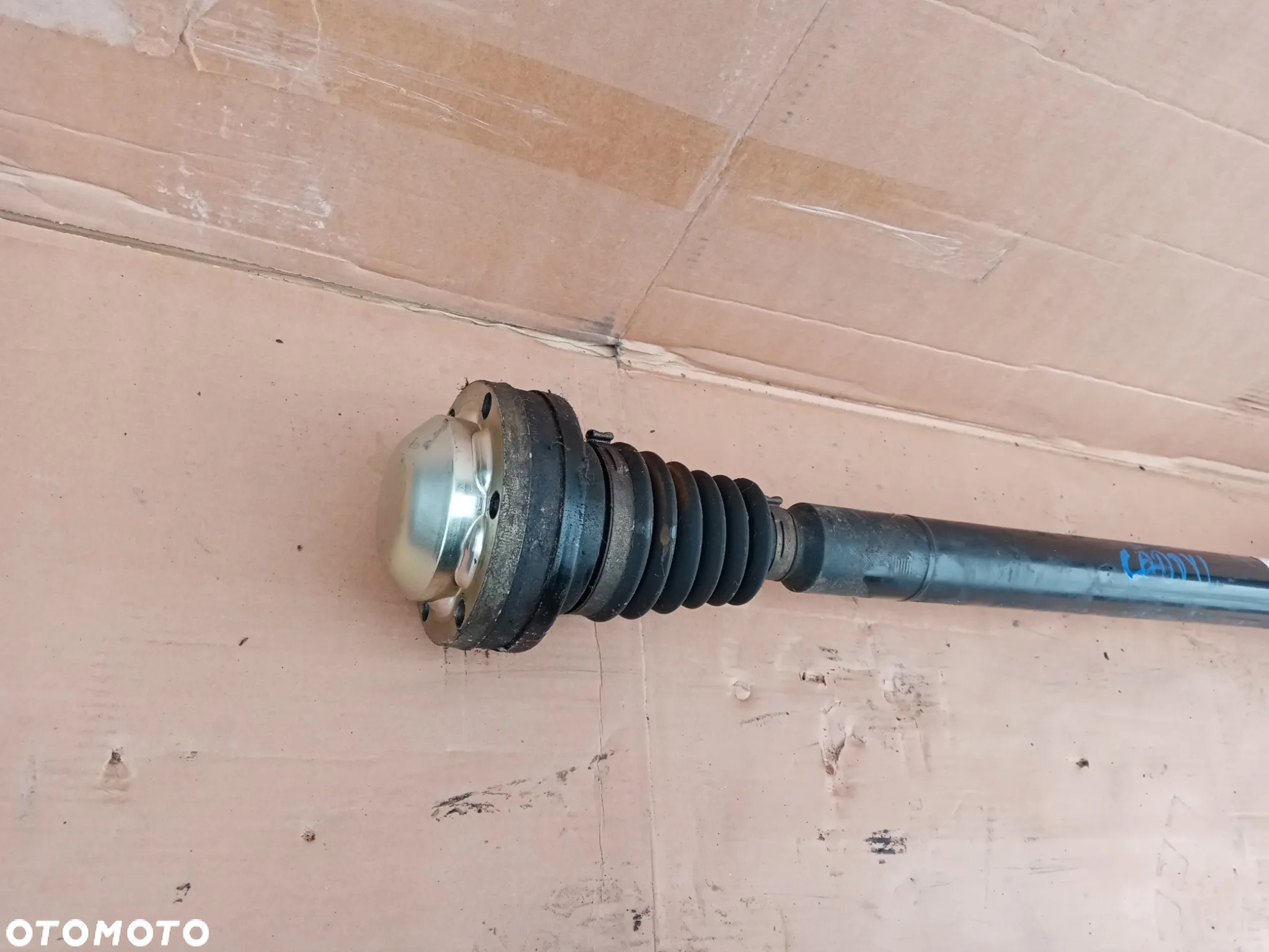 Półoś prawa długa półośka VW Caddy III 1.9 TDI 2K0407272E - 2