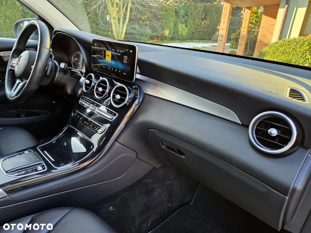 Mercedes-Benz GLC 220 d - 23