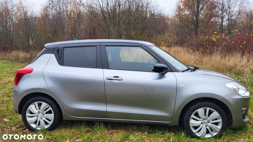 Suzuki Swift - 1