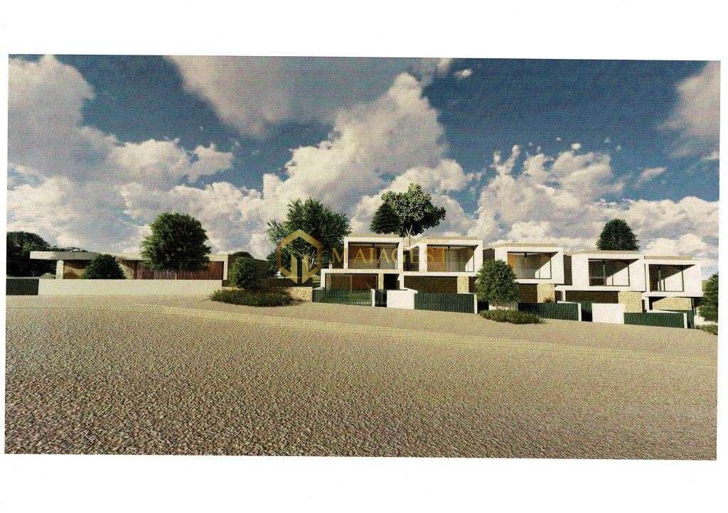 Terreno para construção de 5 moradias em banda - Grande imagem: 3/4