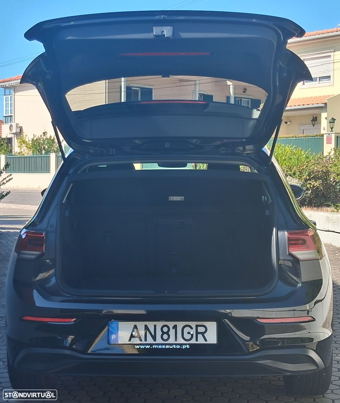VW Golf 1.0 TSI Life - 24