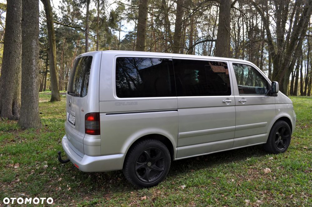 Volkswagen Multivan - 7