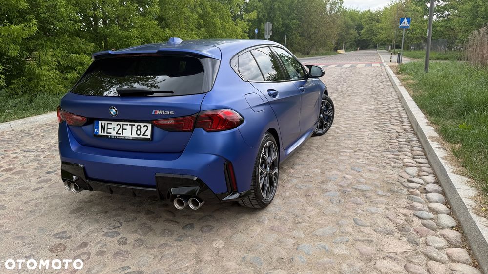 BMW 1M ver-m135i-xdrive - 5