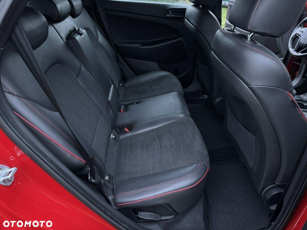 Hyundai Tucson 1.6 CRDi 48V-Hybrid 4WD DCT N Line - 14