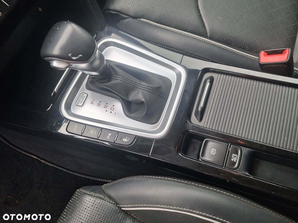 Kia XCeed 1.4 T-GDI L Business Line DCT - 10