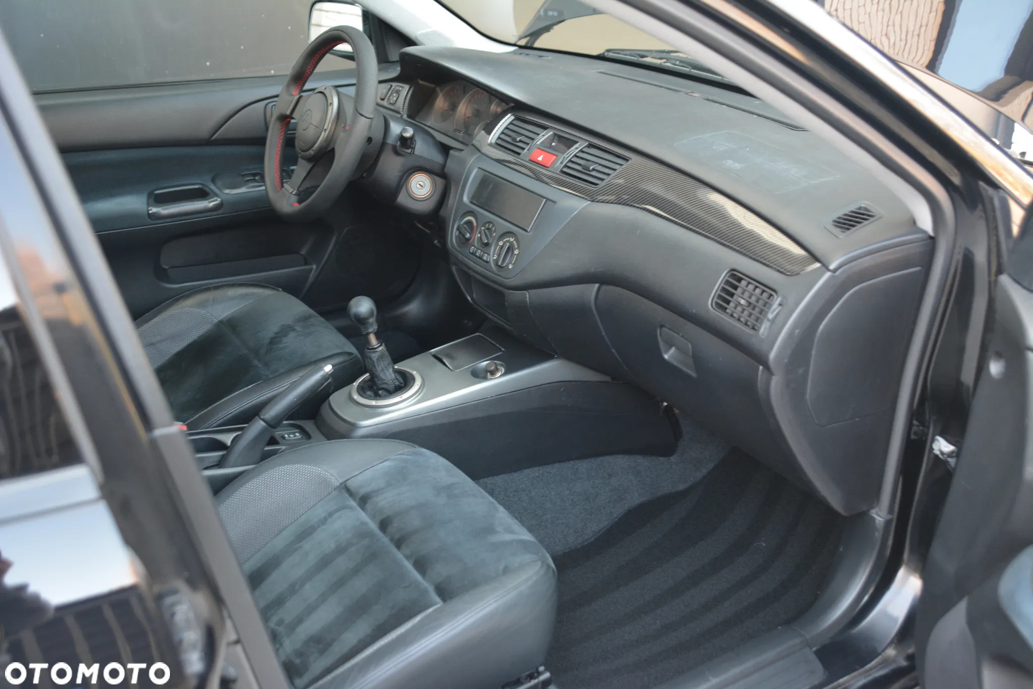 Mitsubishi Lancer Evolution - 27