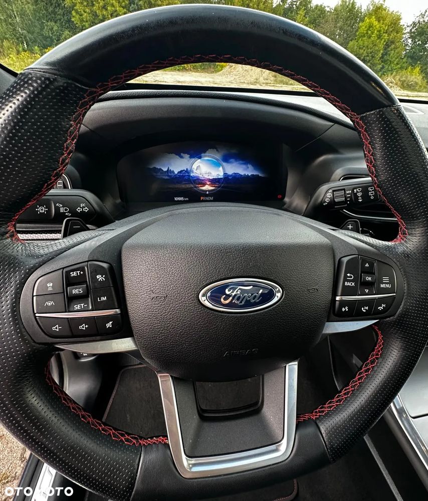 Ford Explorer - 18