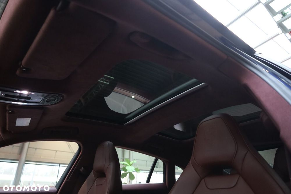 Porsche Panamera - 15