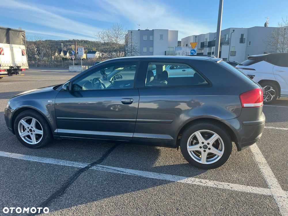 Audi A3 3-drzwiowe 2.0 TDI Ambiente - 3