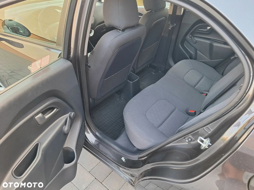 Kia Rio 1.2 L Business Line - 23