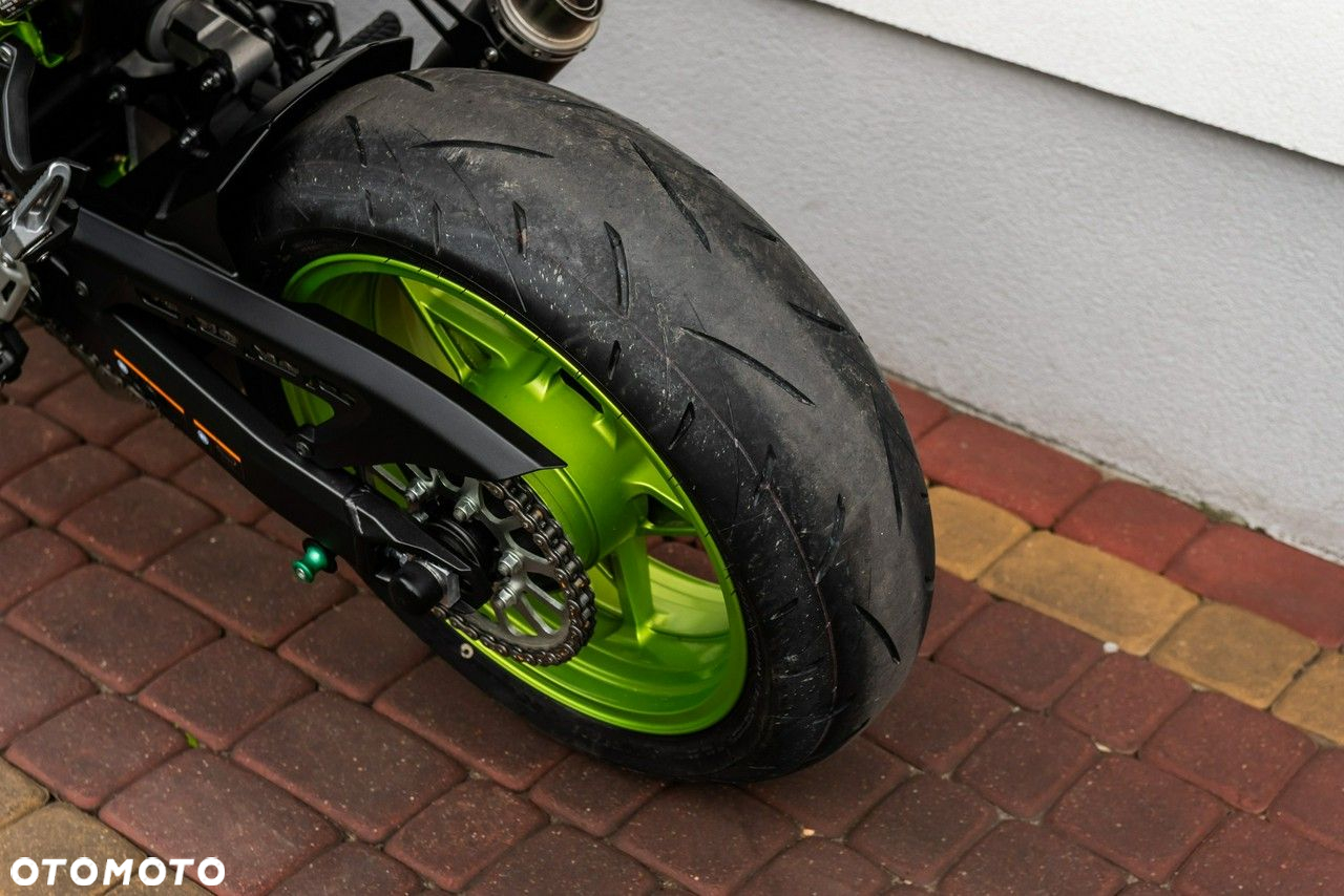 Kawasaki Z - 8