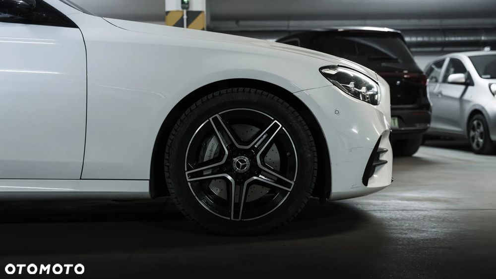 Mercedes-Benz Klasa E 400 d 4Matic 9G-TRONIC AMG Line - 14
