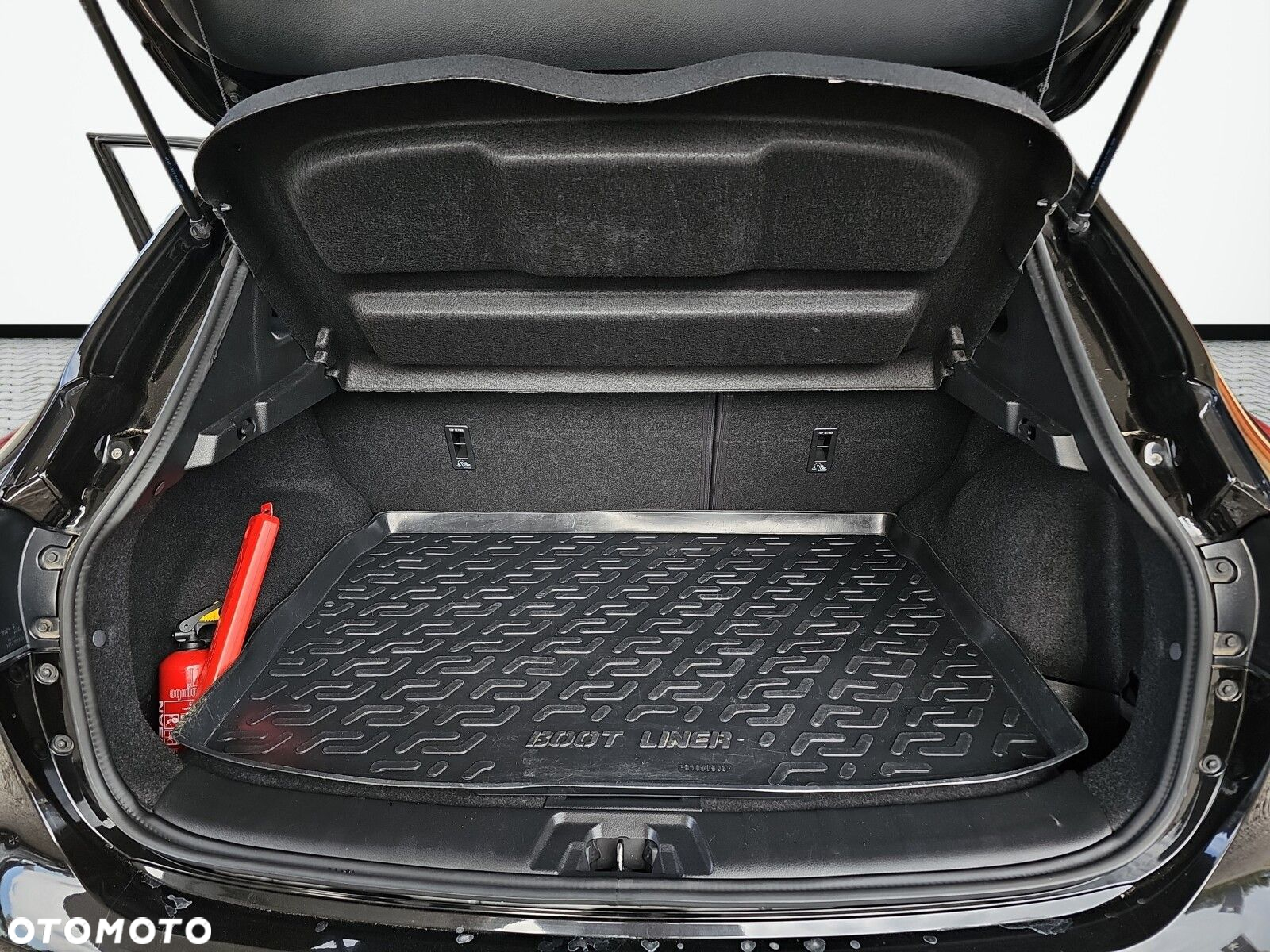 Nissan Qashqai 1.3 DIG-T N-Connecta DCT - 22