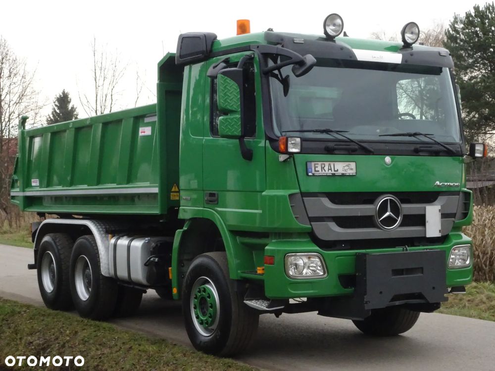 Mercedes-Benz Actros 6x4 2644 Hydroburta wywrotka Carnehl kipper trzystronny z Niemiec - 8