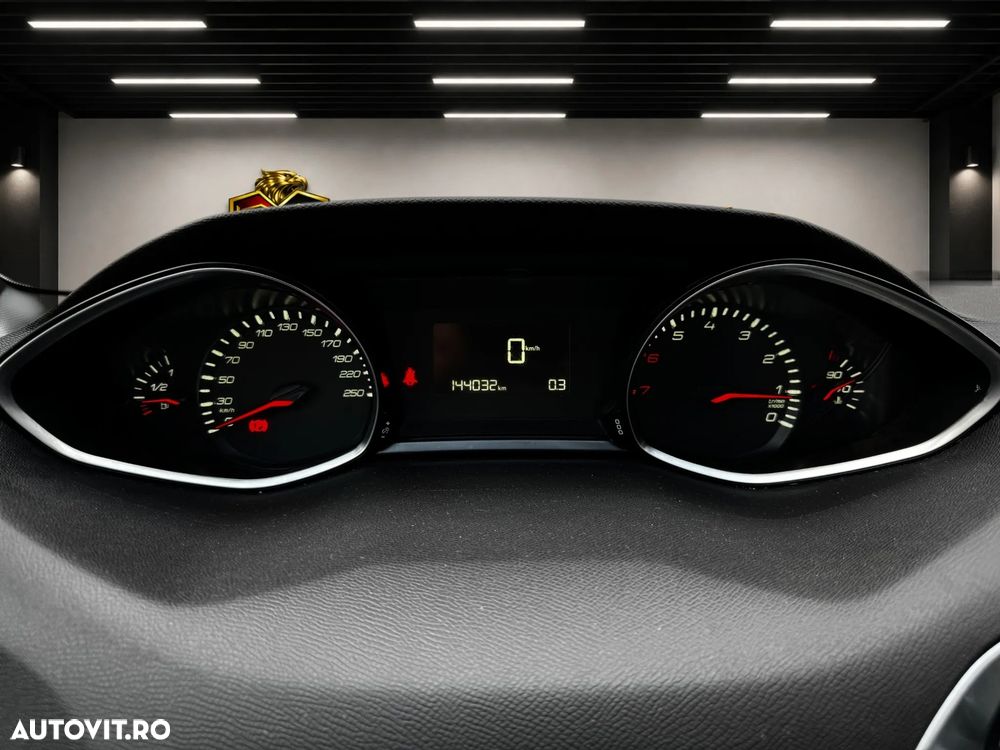 Peugeot 308 PureTech 110 Stop & Start Style - 11