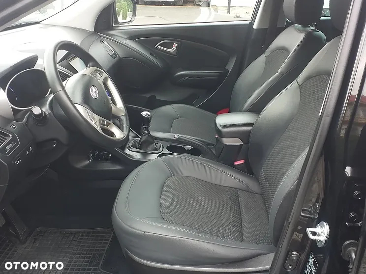 Hyundai ix35 2.0 CRDi Premium 2WD - 24
