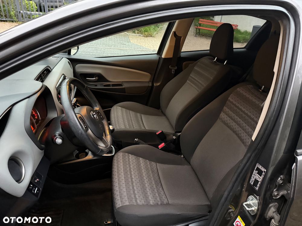 Toyota Yaris - 21