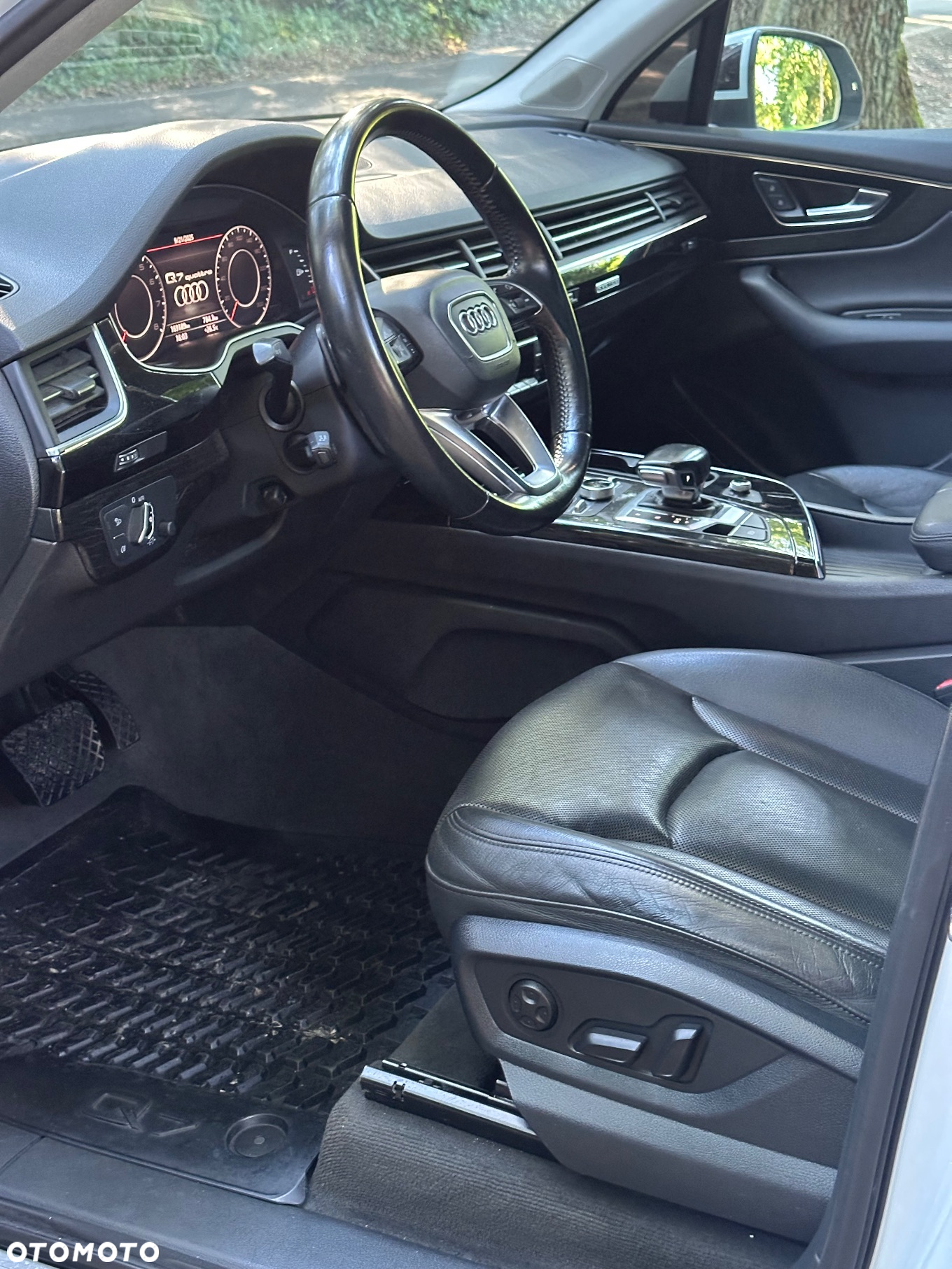 Audi Q7 3.0 TFSI Quattro Tiptronic - 25