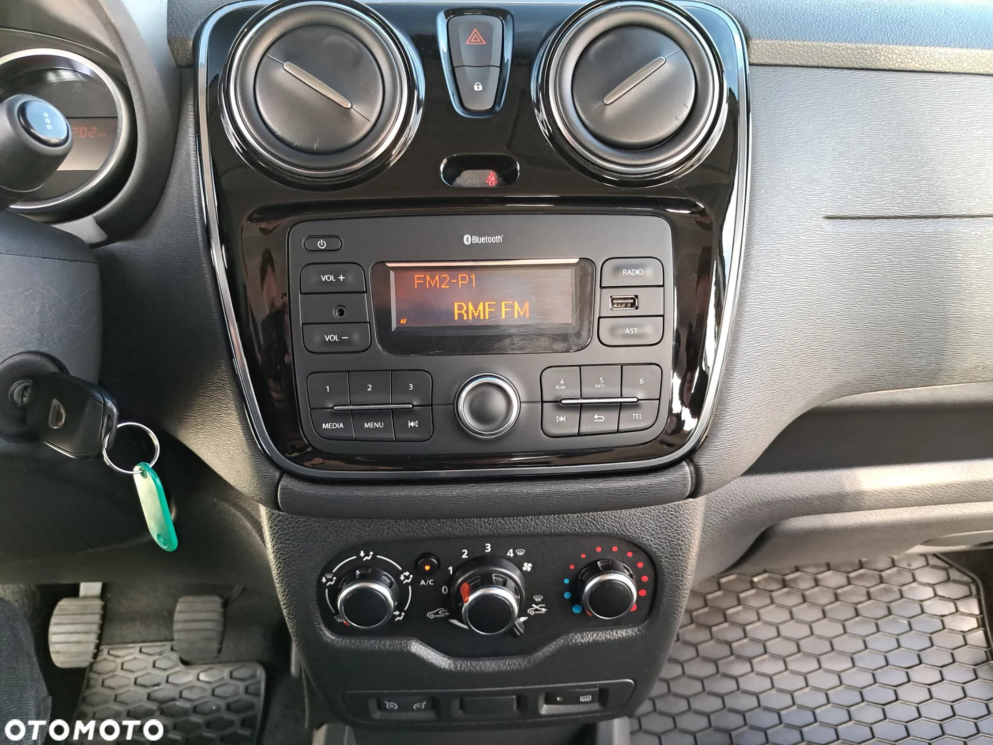 Dacia Dokker 1.5 Blue dCi Laureate - 15