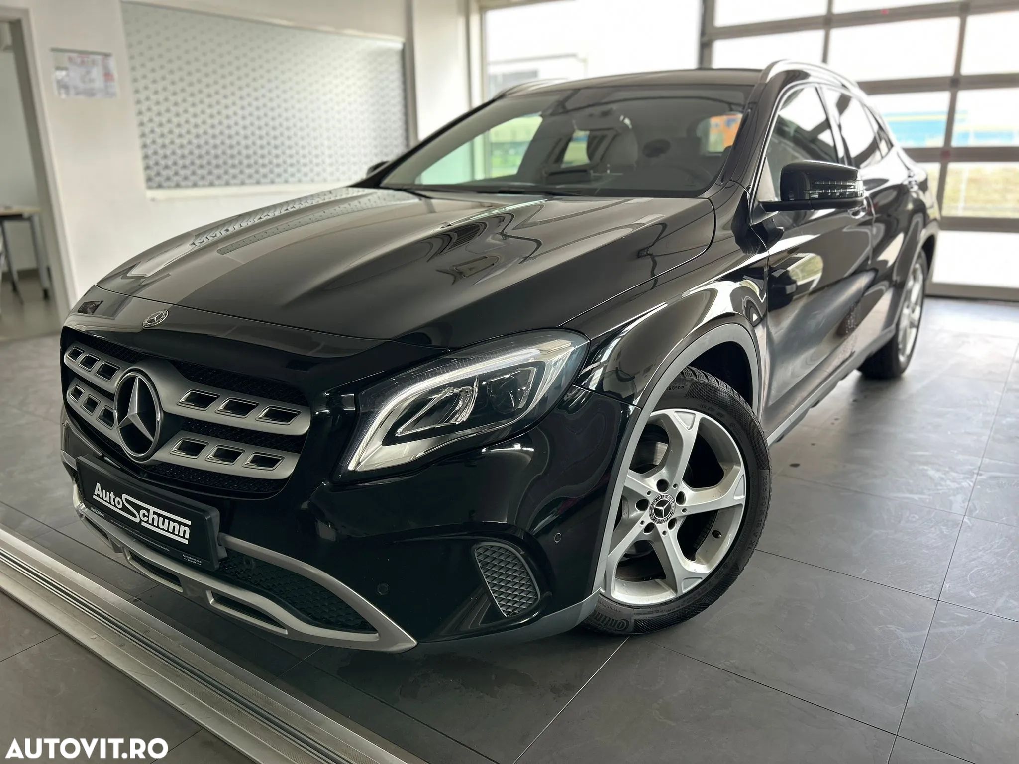 Mercedes-Benz GLA 200 d 7G-DCT Urban - 1