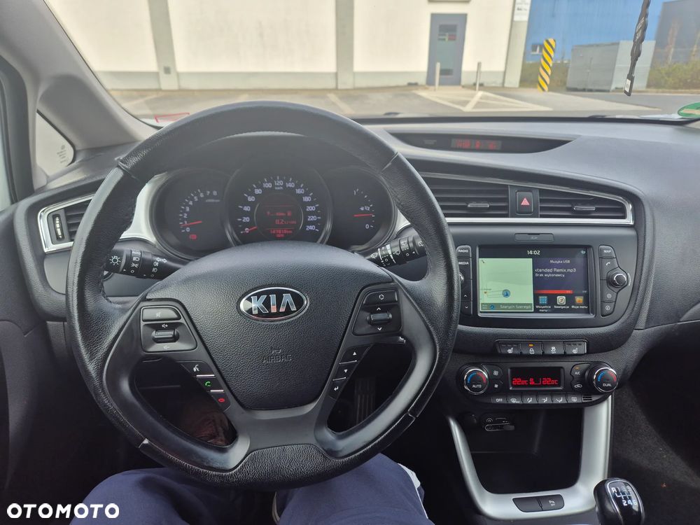 Kia Ceed 1.6 GDI Edition 7 - 10