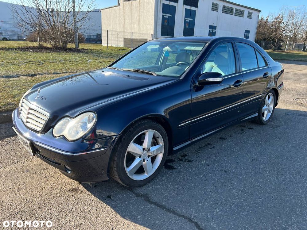 Mercedes-Benz Klasa C - 2