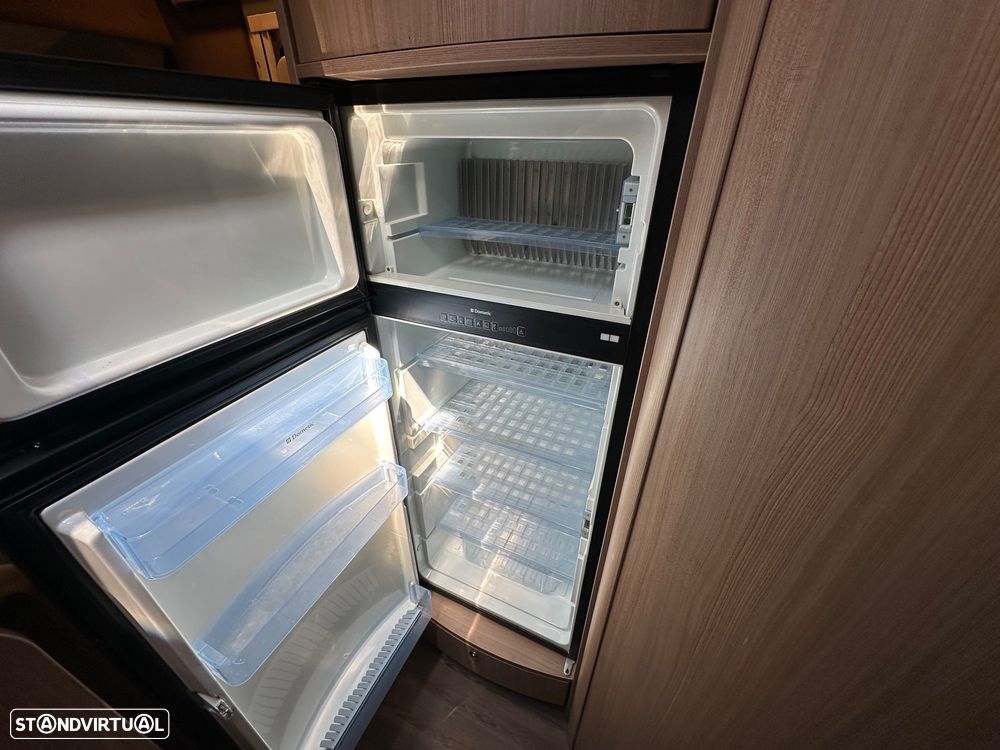 Burstner Aviano i727 - 18