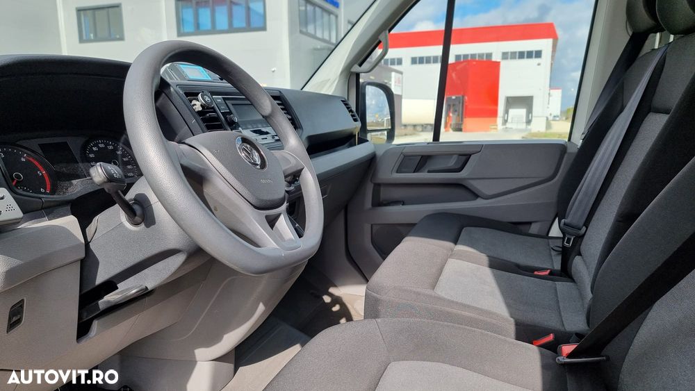 Volkswagen Crafter - 2