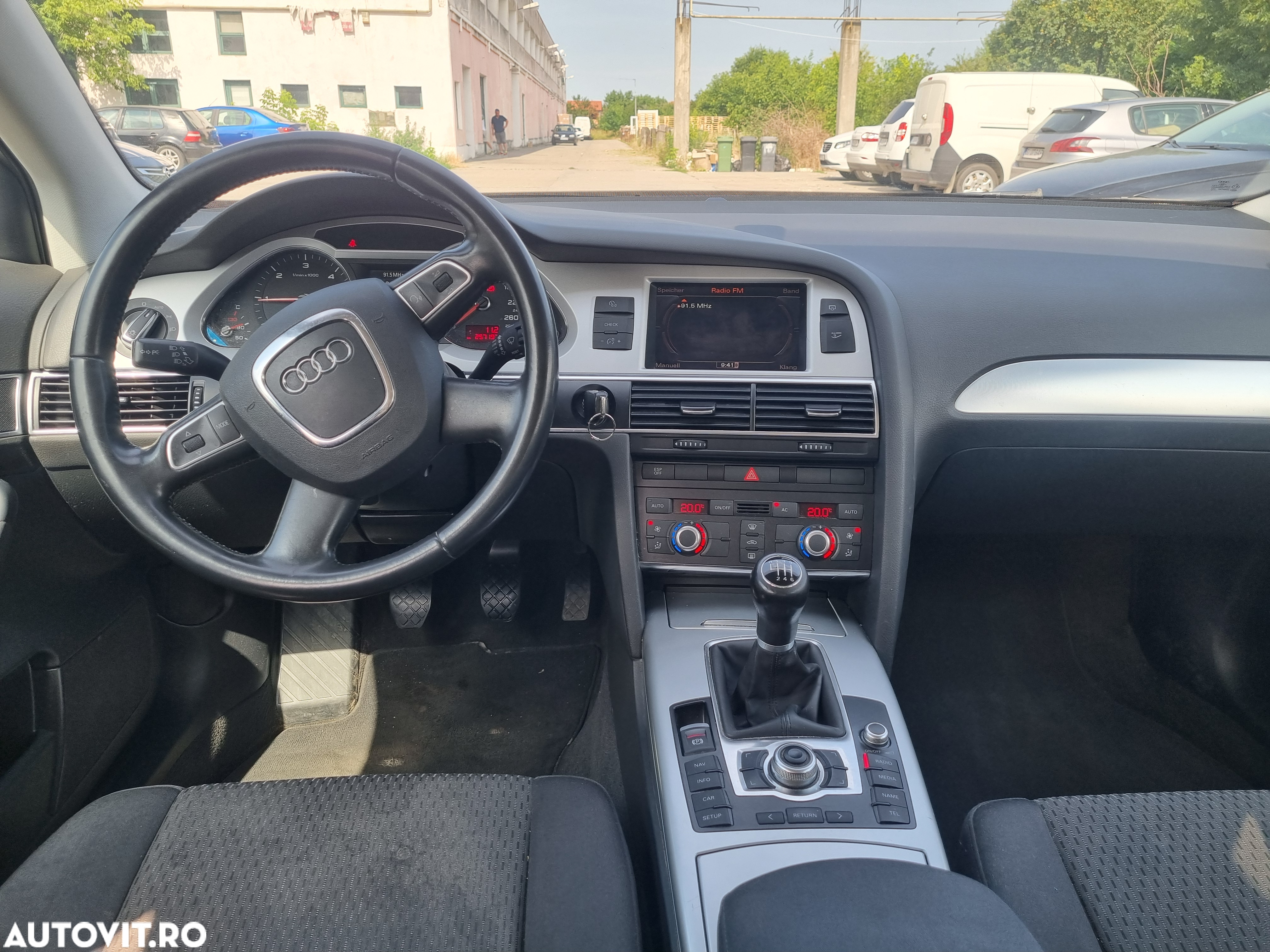Audi A6 2.0 TDI DPF Avant - 14