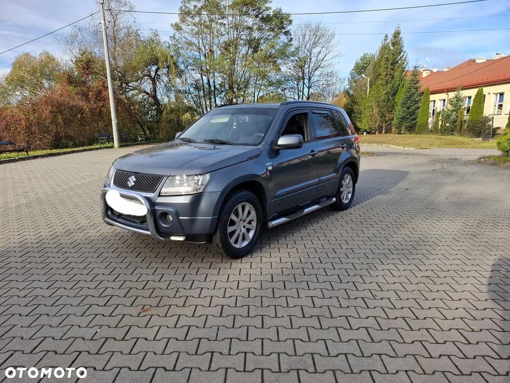 Suzuki Grand Vitara 2.0 - 1