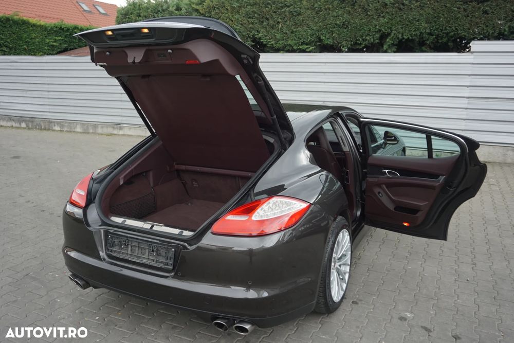 Porsche Panamera - 29