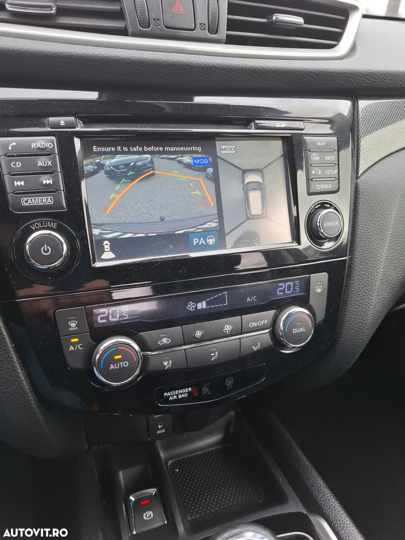 Nissan X-Trail 1.6L dCI Start/Stop Tekna - 9